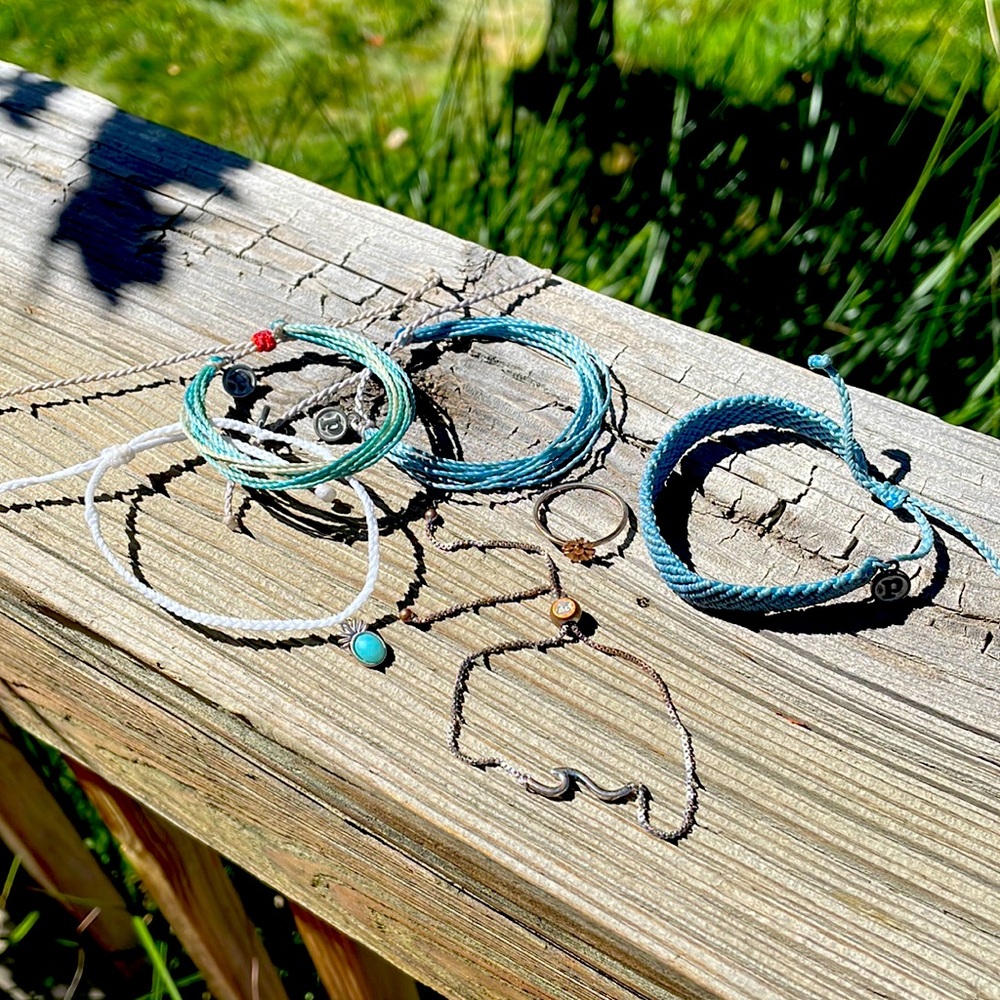 Puts vida bracelets and ring(individual or combined sale)